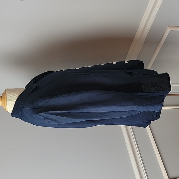 TALBOTS Navy Blue 100% Irish Linen Button Down Patch Pocket Ruffle Cuff Blouse - Picture 4 of 10